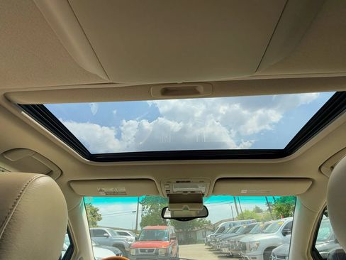 Used 2004 Lexus RX 330 image 14