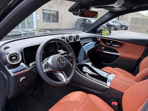 Used 2026 Mercedes-Benz GLC 300 4MATIC image 9