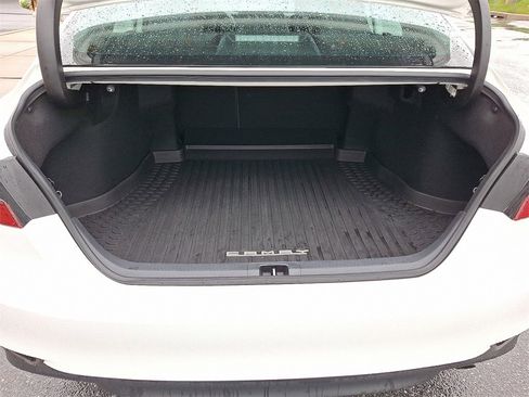 Certified 2022 Toyota Camry LE image 30