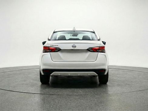 Used 2025 Nissan Versa SV w/ Trunk Package image 7