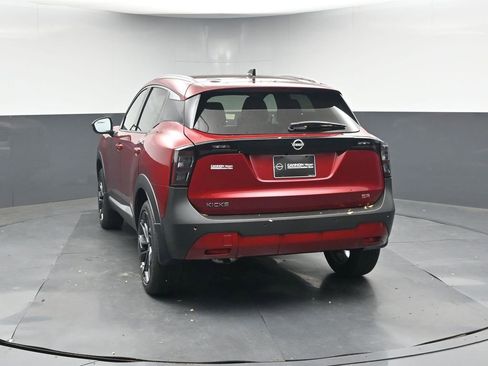 New 2026 Nissan Kicks SR w/ SR Premium Package image 4