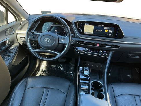 Used 2020 Hyundai Sonata Limited w/ Preferred Accessory Package image 14