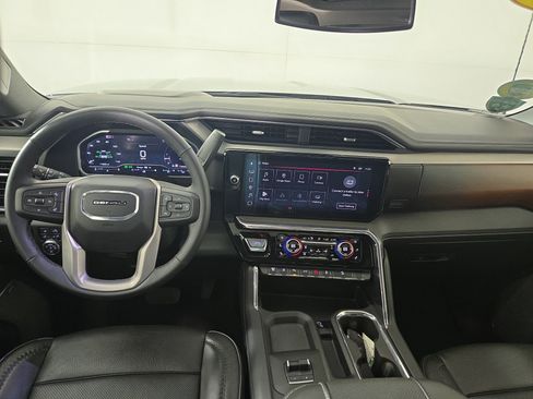 Certified 2024 GMC Sierra 2500 Denali image 13