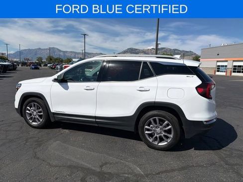Used 2023 GMC Terrain SLT FWD image 11