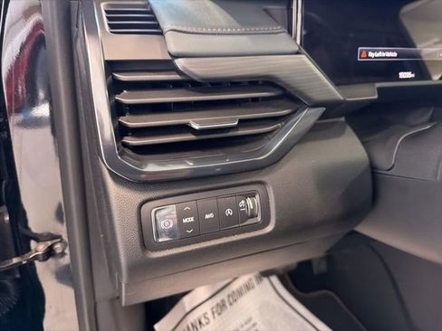 Used 2025 GMC Acadia AT4 w/ Luxury Package AWD/4WD image 24
