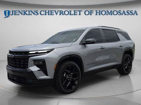 New 2026 Chevrolet Traverse RS w/ LPO, Floor Liner Package FWD image 11