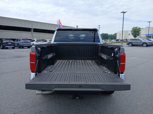 Used 2024 Toyota Tacoma SR5 RWD image 29