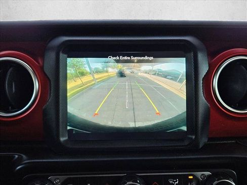 Used 2021 Jeep Wrangler Unlimited Rubicon AWD/4WD image 12