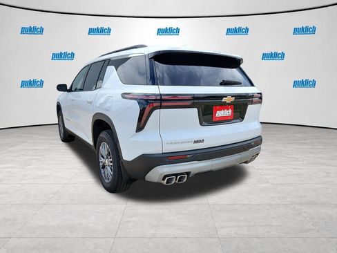 New 2026 Chevrolet Traverse LT FWD image 3