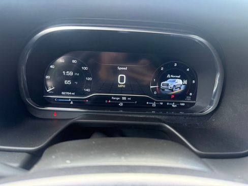 Used 2024 GMC Yukon SLT AWD/4WD image 20