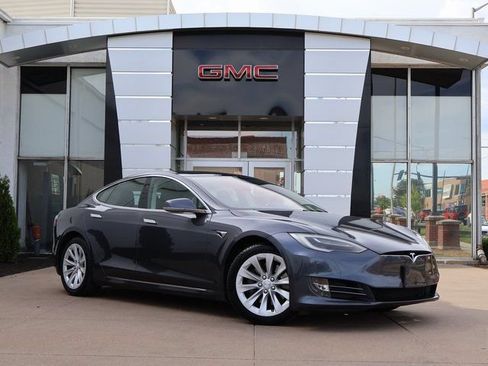 Used 2018 Tesla Model S 75D AWD/4WD image 1