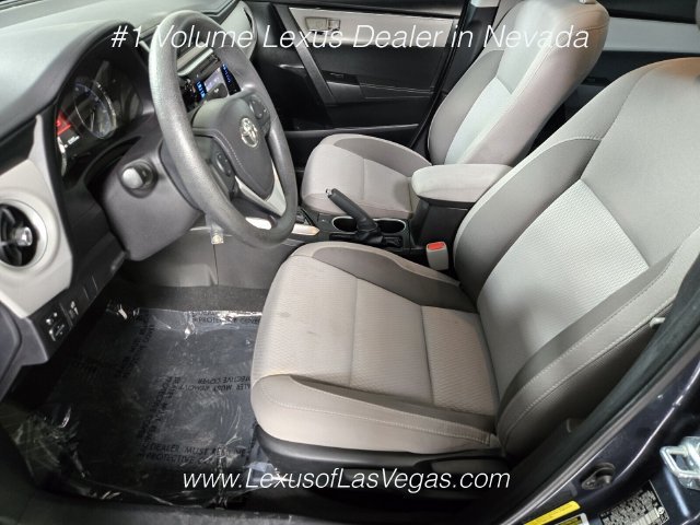 Used 2017 Toyota Corolla LE FWD image 13