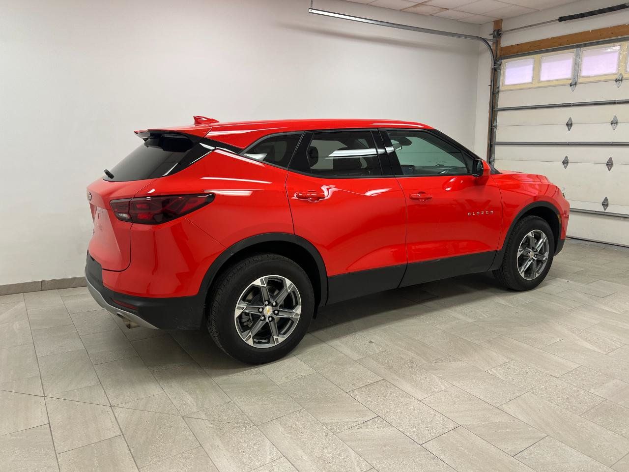 Used 2026 Chevrolet Blazer LT FWD image 14