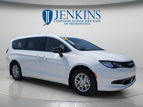 New 2026 Chrysler Voyager LX FWD image 2