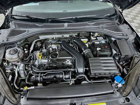 Used 2024 Volkswagen Jetta SE FWD image 31