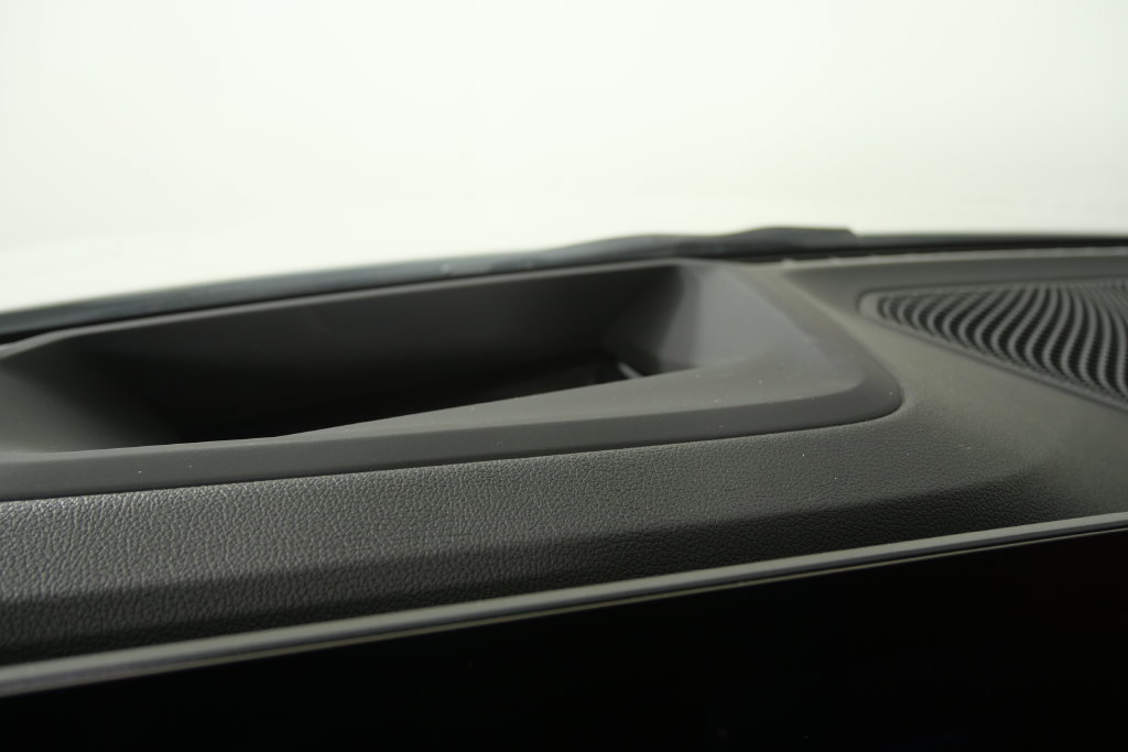 Certified 2025 BMW 330i Sedan RWD image 21