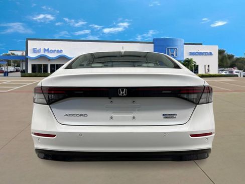New 2026 Honda Accord Touring image 4