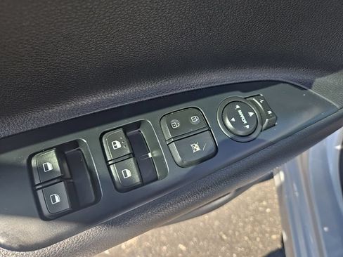 Used 2022 Kia Rio LX FWD image 10