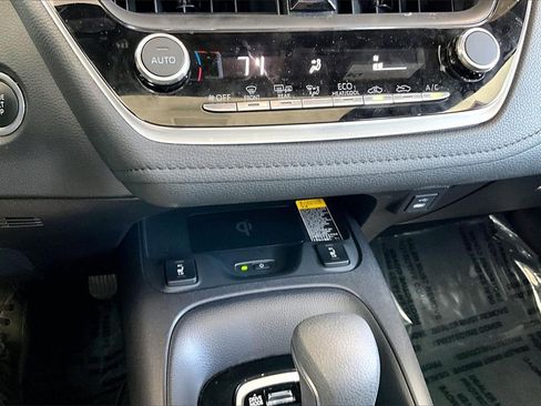 Certified 2025 Toyota Corolla XSE image 15