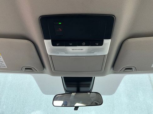 Used 2025 Nissan Altima 2.5 SV image 16