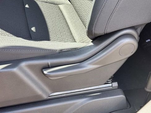 New 2026 Chevrolet Silverado 1500 W/T w/ WT Safety Package AWD/4WD image 16