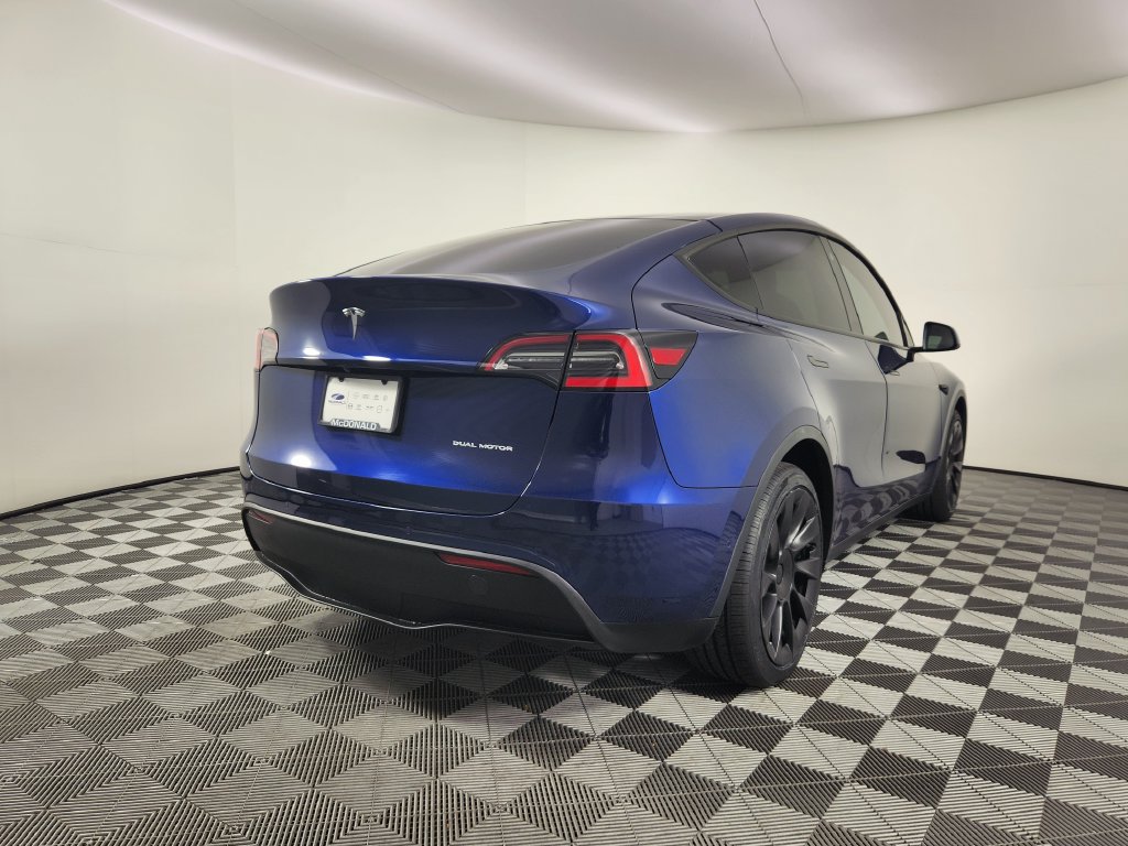 Used 2021 Tesla Model Y Long Range AWD/4WD image 5