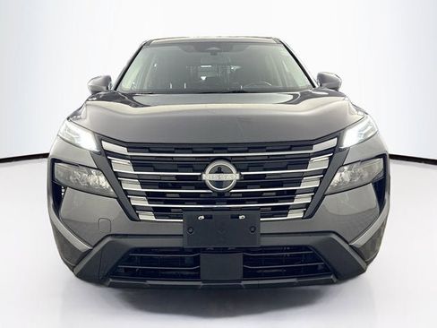 Certified 2026 Nissan Rogue SV image 2