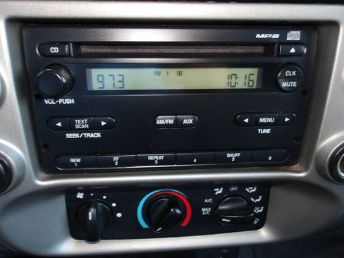 Used 2011 Ford Ranger XLT w/ Payload Pkg 2 AWD/4WD image 12