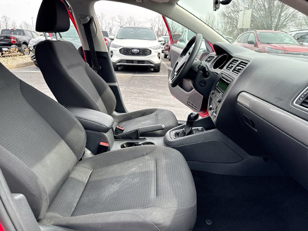 Used 2015 Volkswagen Jetta SE FWD image 20