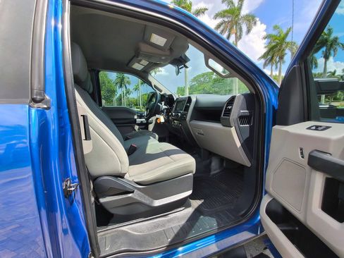 Used 2022 Ford F250 XL w/ Power Equipment Group AWD/4WD image 30