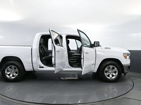 Used 2024 RAM 1500 Laramie AWD/4WD image 26