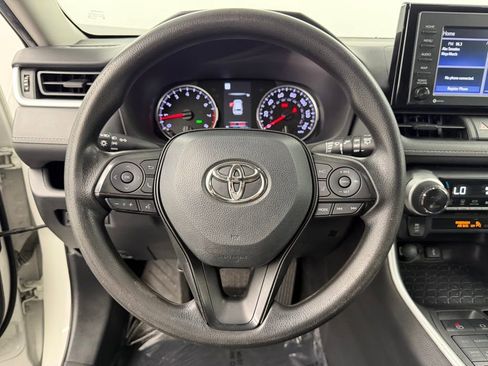 Certified 2022 Toyota RAV4 XLE w/ Carpet Mat Package (TMS) AWD/4WD image 25