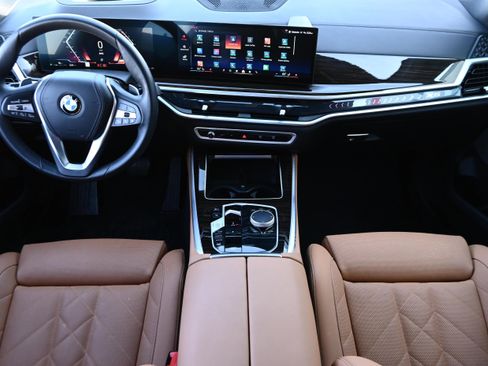 Certified 2025 BMW X5 xDrive40i w/ Premium Package image 12