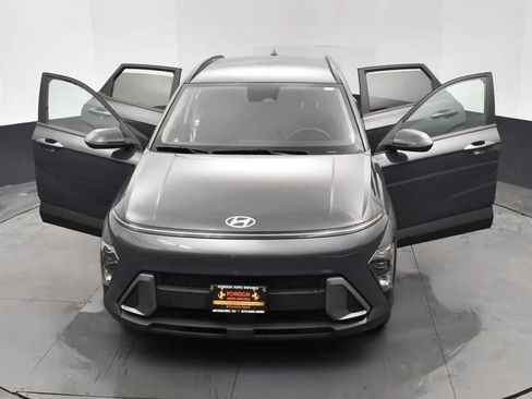 Used 2024 Hyundai Kona SEL image 10