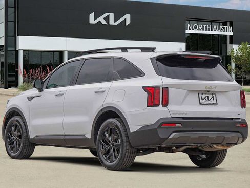 Certified 2023 Kia Sorento S image 5