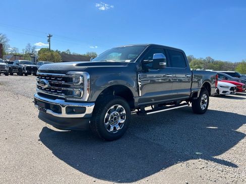 New 2026 Ford F250 Lariat image 4