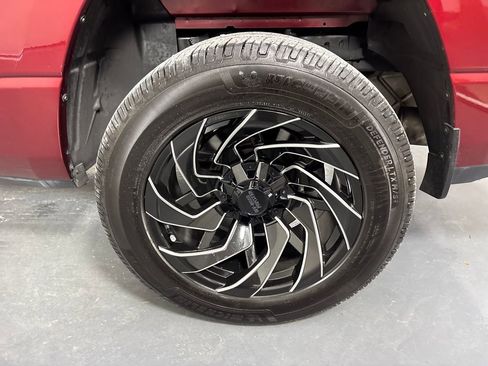 Used 2022 RAM 1500 Big Horn AWD/4WD image 32