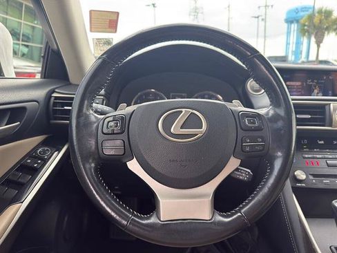 Used 2017 Lexus IS 200t RWD image 11