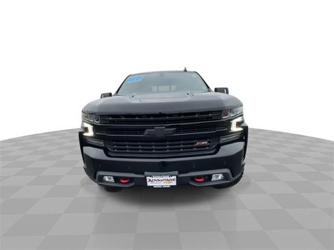 Used 2021 Chevrolet Silverado 1500 LT Trail Boss w/ Convenience Package II image 3