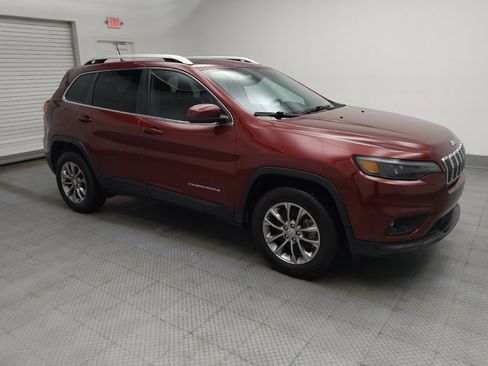 Used 2019 Jeep Cherokee Latitude Plus w/ Comfort/Convenience Group image 11