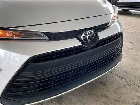Used 2024 Toyota Corolla LE image 26