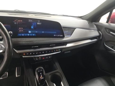 Certified 2024 Cadillac XT4 Sport image 10