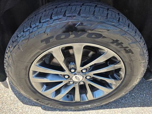 Used 2021 Ford Expedition Limited RWD image 11