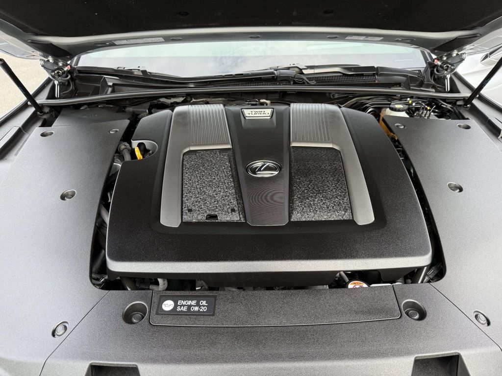 Used 2022 Lexus LS 500 F Sport w/ Accessory Package (Z2) AWD/4WD image 27