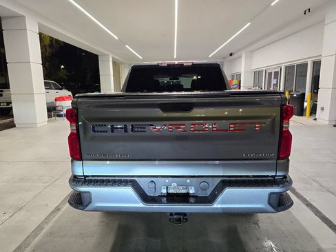 Used 2020 Chevrolet Silverado 1500 Custom w/ Custom Value Package RWD image 5