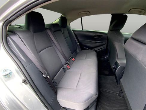 Used 2022 Toyota Corolla LE FWD image 20