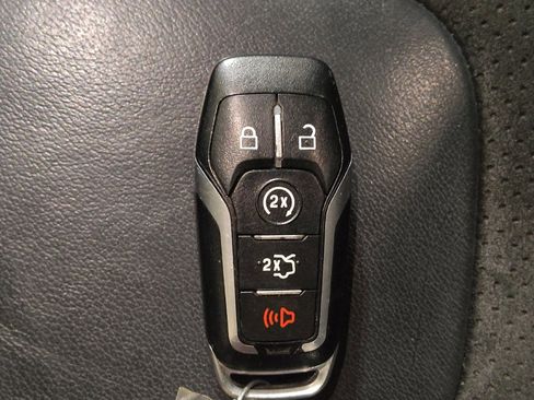 Used 2017 Ford Edge Sport w/ Technology Package image 32