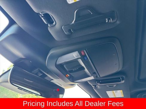 Used 2025 Subaru Forester Premium w/ Convenience Package #1 AWD/4WD image 25
