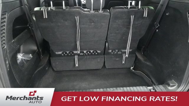 Used 2025 Chrysler Pacifica Select FWD image 19