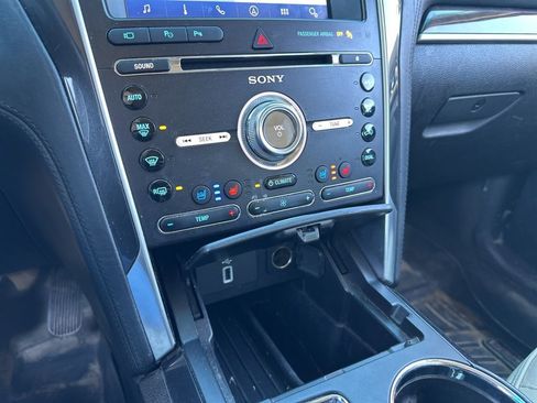 Used 2016 Ford Explorer Platinum image 52